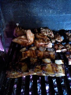 Una foto de Asado a la parrilla de costillas de vaca al vino