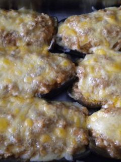 Una foto de Berenjenas rellenas con carne picada