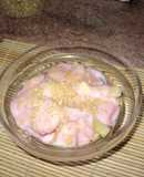 Macedonia de frutas súperfácil con yogur y maní