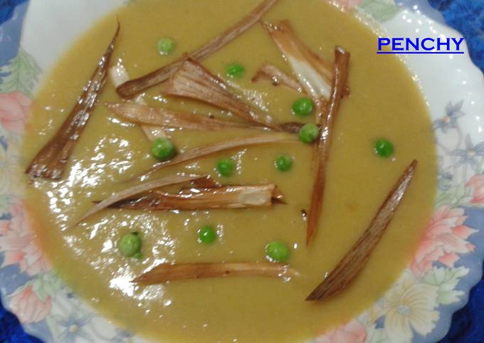 Foto principal de Crema de verduras rehogadas con jamón cocido
