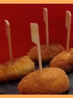 Una foto de Croquetas de marisco caseras