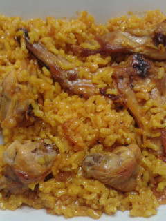 Una foto de Arroz con conejo al vino dorado del Campo de Cartagena