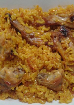 Una foto de Arroz con conejo al vino dorado del Campo de Cartagena