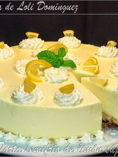 Una foto de Tarta semifrío de limón súper fácil