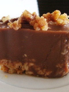 Una foto de Pastel de chocolate y cuajada