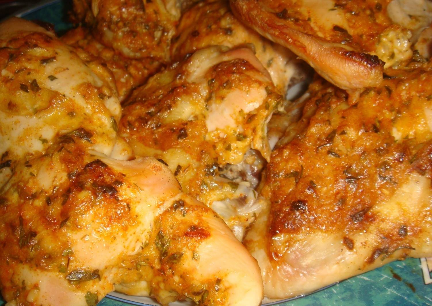 Pollo dorado con hierbas Receta de Norali - Cookpad
