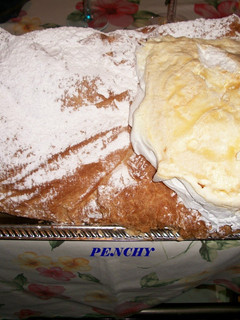 Una foto de Cuernos de merengue murcianos