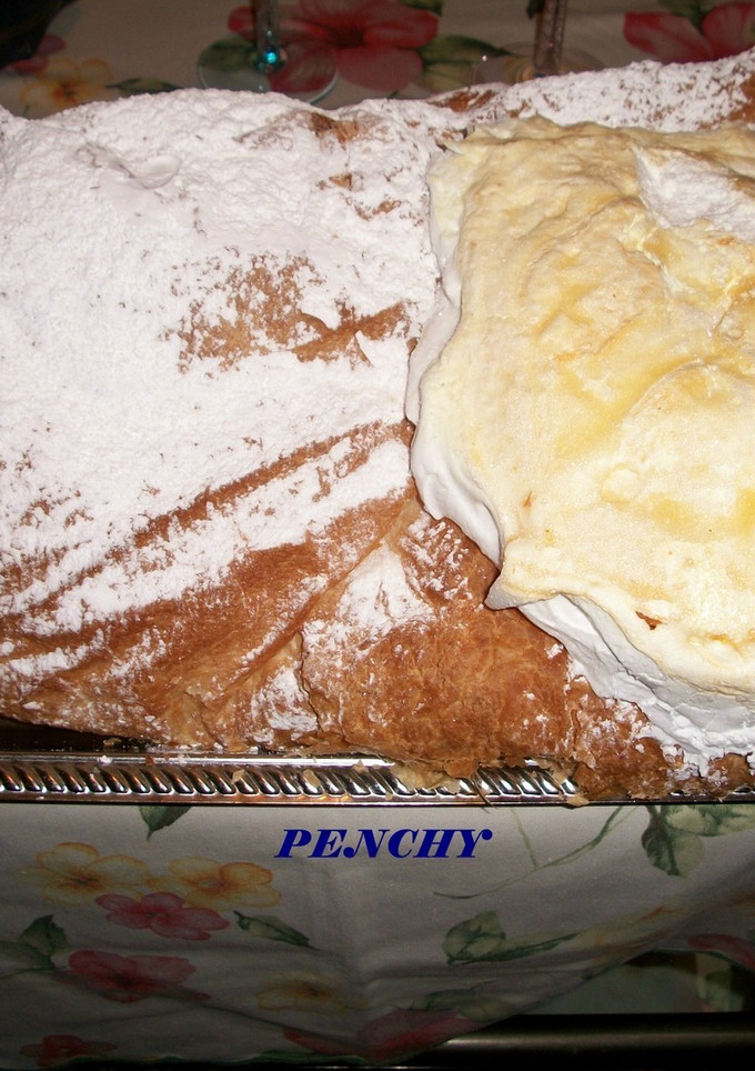 Una foto de Cuernos de merengue murcianos