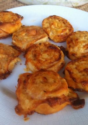 Una foto de Rollitos de pizza de hojaldre