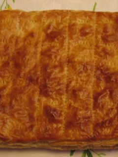 Una foto de Empanada de hojaldre con morcillas