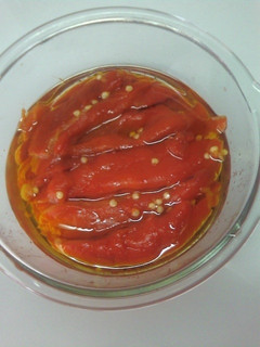 Una foto de Pimientos rojos asados en microondas (Penchi)
