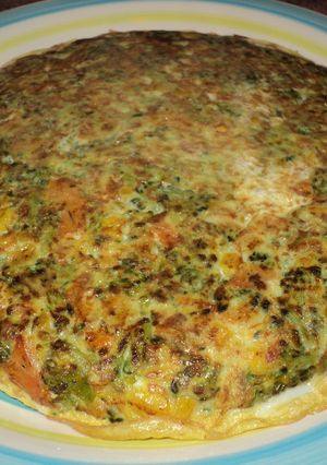 Una foto de Tortilla de brócoli, zanahoria y choclo