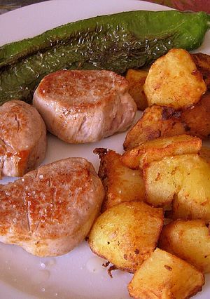 Una foto de Solomillo de cerdo a la plancha con pimiento verde