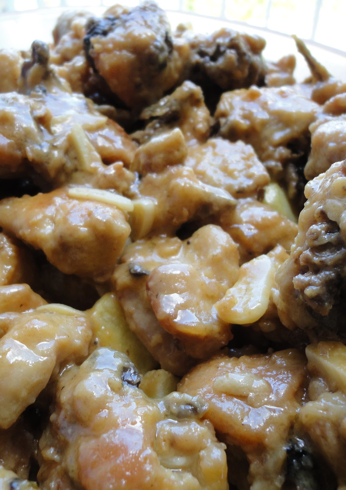 Una foto de Pollo jugoso al ajillo