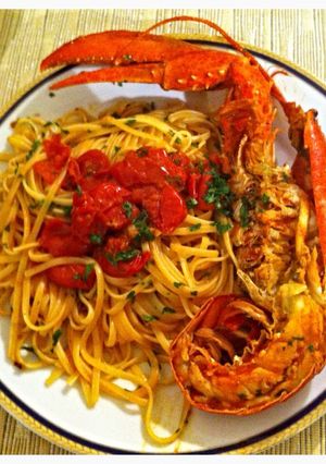 Una foto de Linguine con langosta