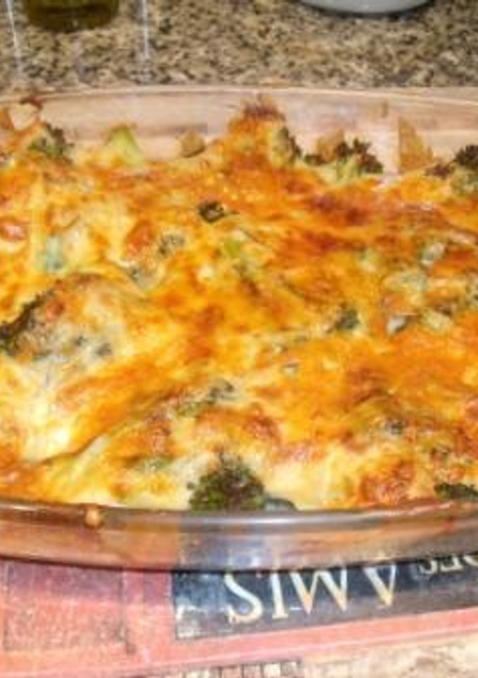 Una foto de Brocoli con bechamel y salmón ahumado
