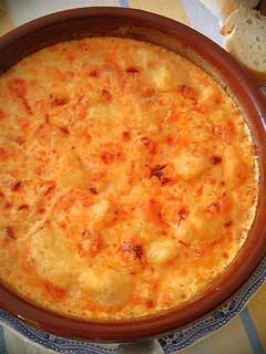 Una foto de Patatas gratinadas con chorizo