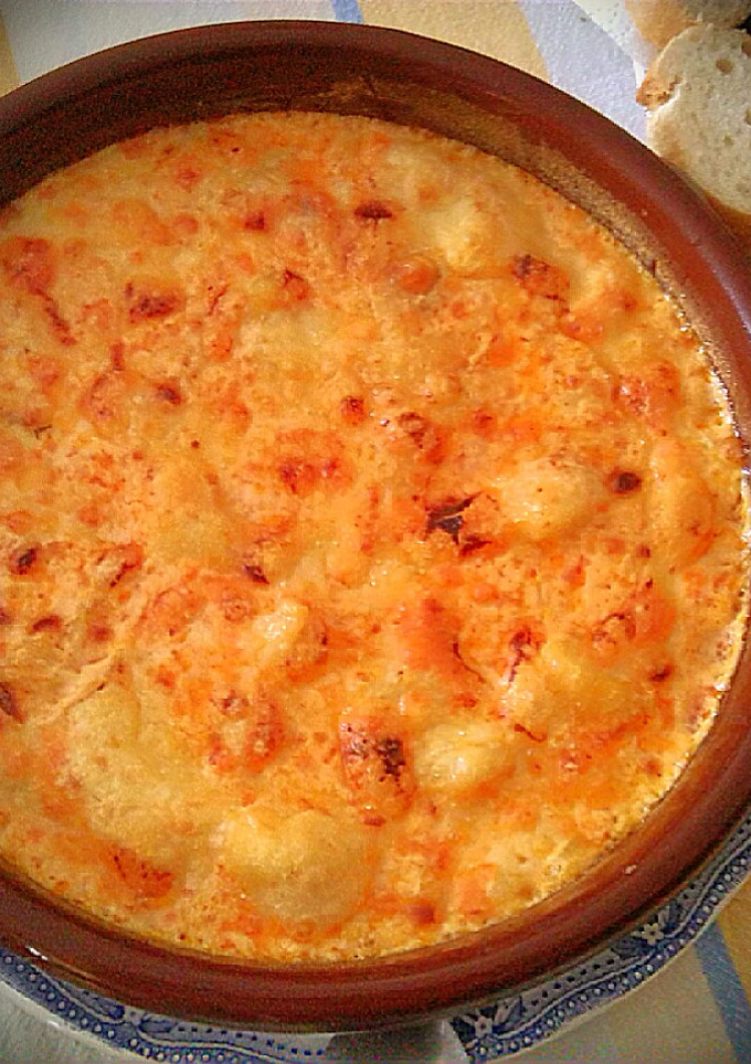 Una foto de Patatas gratinadas con chorizo