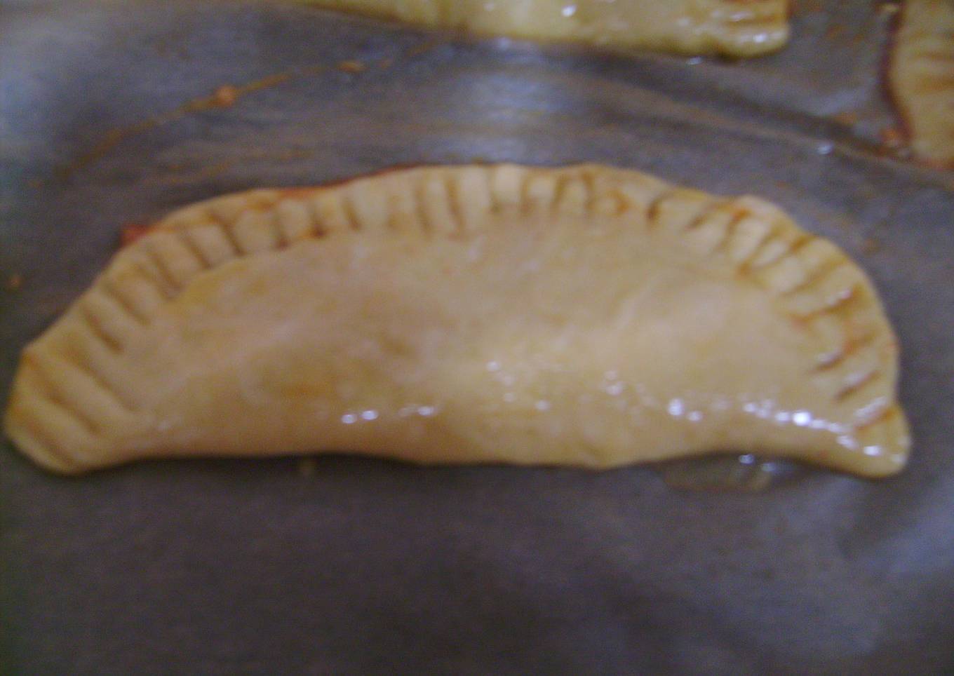 Empanadillas de huevo y atún