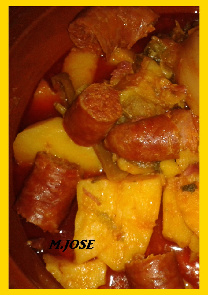 Una foto de Chorizos con cachelos