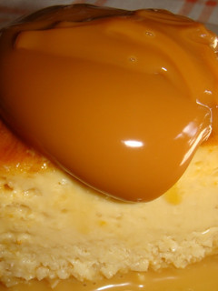 Una foto de Budín de coco y dulce de leche