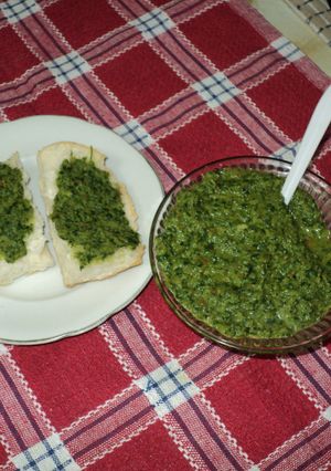 Una foto de Salsa picante para untar y acompañar carnes a la parrilla