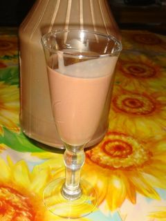 Una foto de Licór de chocolate Super fácil