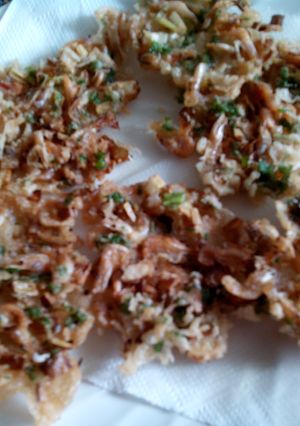Una foto de Tortillitas de camarones andaluza