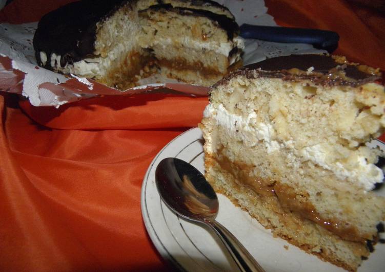 Torta rellena para la hora del té