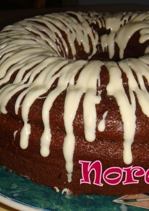 Una foto de Torta de chocolate esponjosa