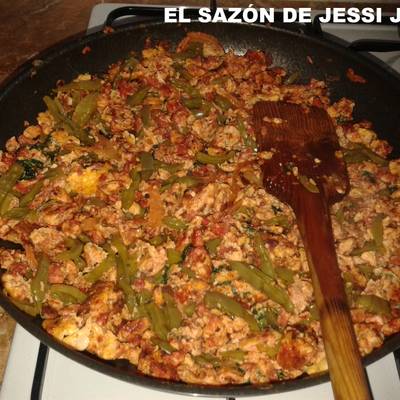 Huevo con longaniza estilo mexicano Receta de Jessi Jane- Cookpad