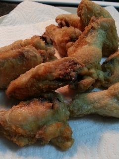 Una foto de Alitas de pollo estilo KFC