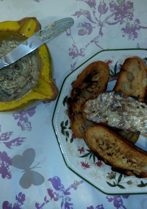 Una foto de Tostadas de anchoa