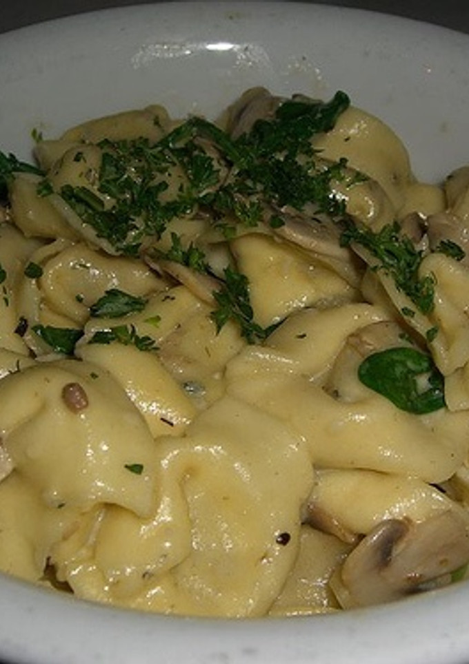 Una foto de Tortellini a las hierbas