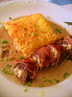 Una foto de Rollitos de ternera rellenos y envueltos en bacon