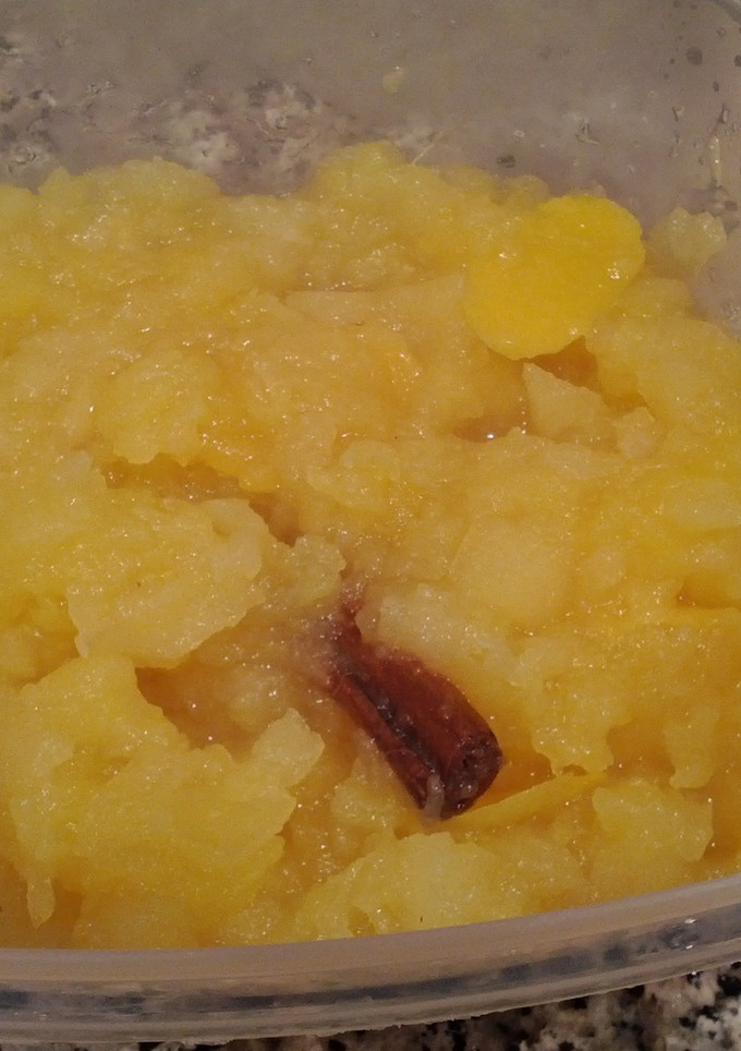 Una foto de Salsa de manzana rápida
