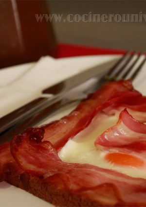 Una foto de Huevos con bacon