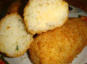 Una foto de Croquetas de arroz y mozzarella