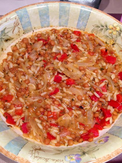 Una foto de Lentejas con arroz tradicional