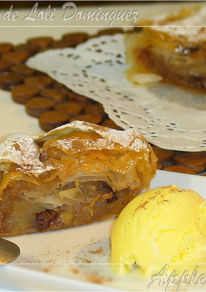 Una foto de Apple strudel ó Apfelstrudel