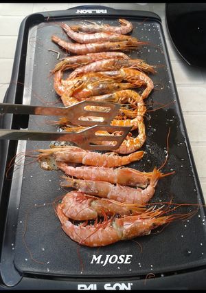 Una foto de Langostinos plancha