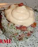 Arroz con beicon y salsa mayonesa