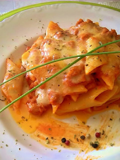Una foto de Macarrones a la boloñesa casera