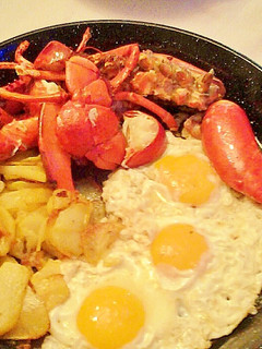 Una foto de Bogavante frito