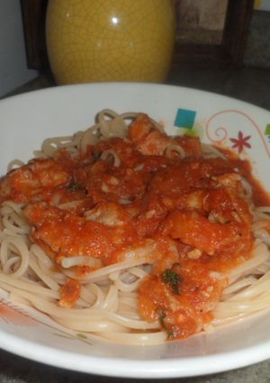 Una foto de Salsa de langostinos con tallarines