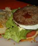 Hamburguesas caseras y completas