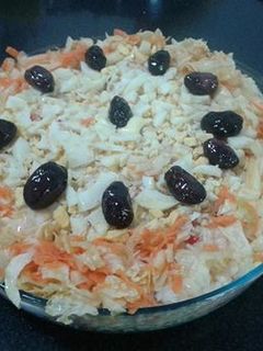 Una foto de Arroz frío con atún y agregados