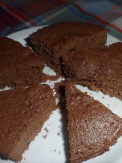 Una foto de Muffins de chocolate y vino dulce, en microondas