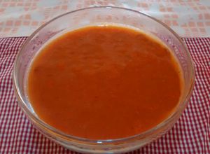 Una foto de Passata o puré de tomates hecha en casa
