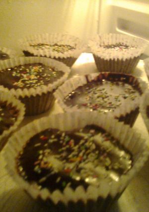 Una foto de Bizcochitos de chocolate con ganache de chocolate